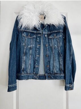 PAIGE Denim Jacket with Faux Fur Collar - White Collar, Blue Denim